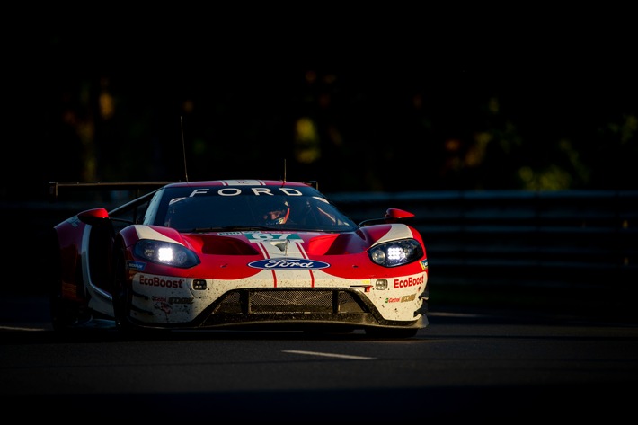 ford geht aus gte startreihe eins ins 24 stunden abenteuer von le mans - Ford geht aus GTE-Startreihe eins ins 24-Stunden-Abenteuer von Le Mans