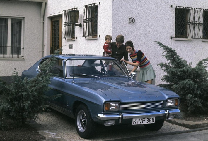 50 jahre capri fuer ford stehen die classic days schloss dyck im zeichen des legendaeren volks coupes - 50 Jahre Capri: Für Ford stehen die “Classic Days Schloss Dyck” im Zeichen des legendären Volks-Coupés