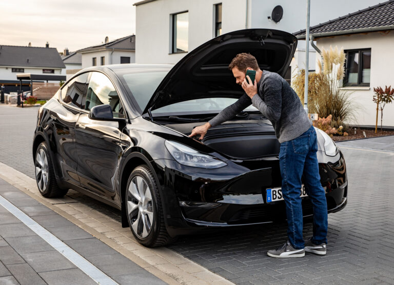 Die verborgene Herausforderung der Elektromobilität: Starterbatterien